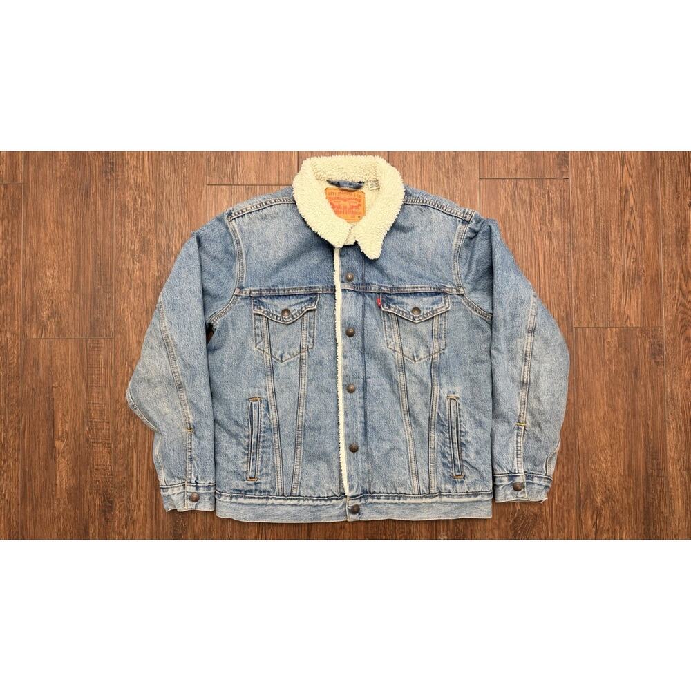 Levi’s Sherpa Trucker Jacket Mens Medium Denim Blue Fleece Lined R Tab
